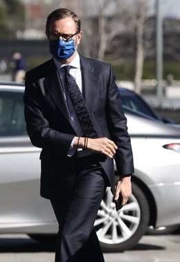 El portavoz parlamentario del Grupo Popular en el Senado, Javier Maroto, a su llegada a una reunión de la Junta Directiva Nacional tras la crisis interna del partido, en Eurostars Madrid Tower, a 1 de marzo de 2022, en Madrid (España). 