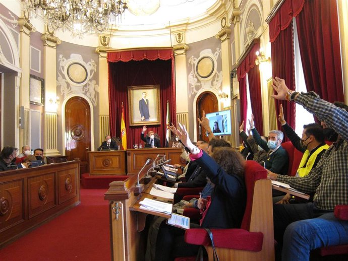 Pleno sobre los presupuestos en el Ayuntamiento de Badajoz