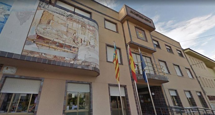 Benejúzar condena la agresión sufrida por una menor en la biblioteca del municipio