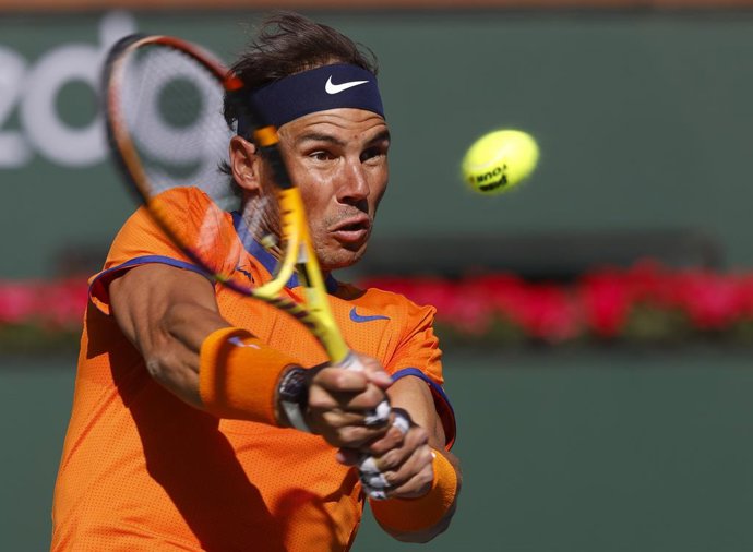 20 March 2022, US, Indian Wells: Spanish tennis player Rafael Nadal in action against USA's Taylor Fritz during their Men's Singles Final Tennis match of the Indian Wells Masters tennis tournament at Indian Wells Tennis Garden. Photo: Charles Baus/CSM v