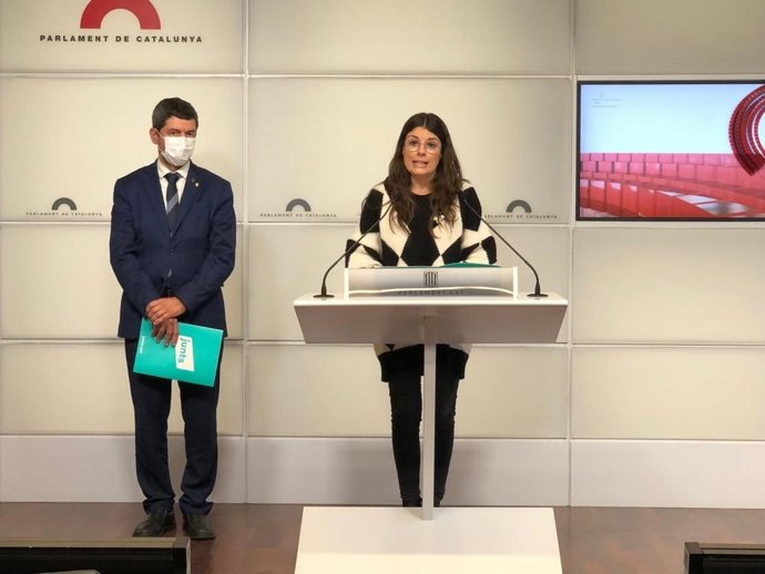 La portavoz de Junts en el Parlament, Mnica Sales, en rueda de prensa a 22 de marzo de 2022