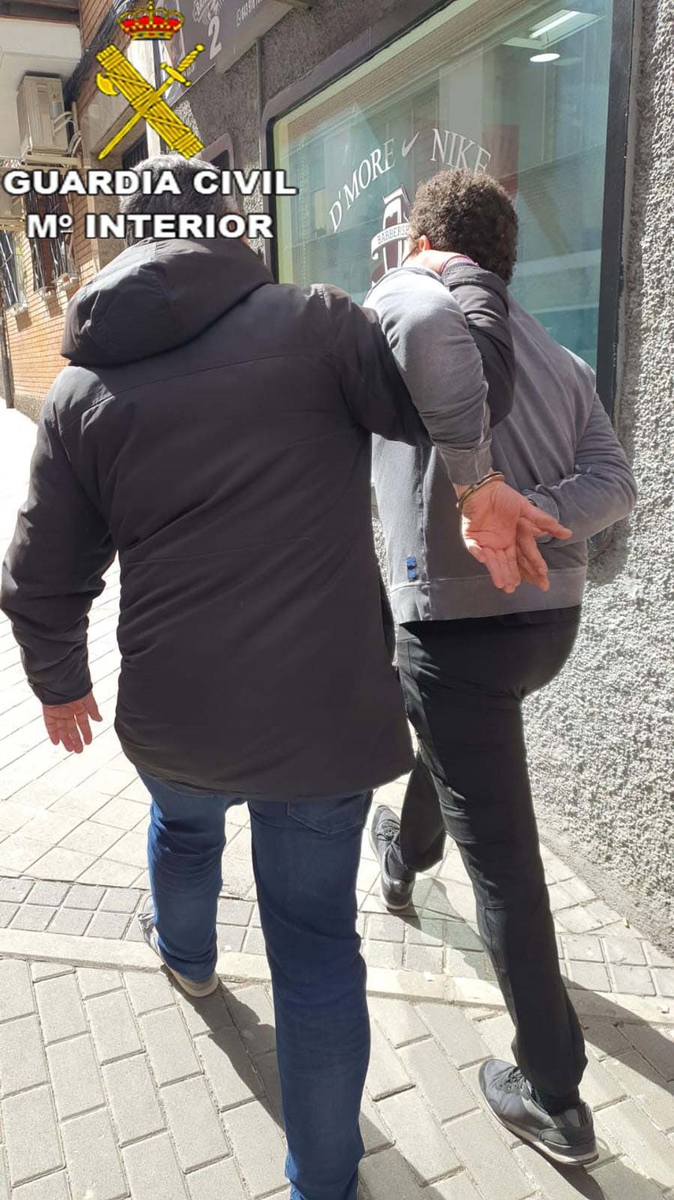 Detenidas tres personas por cometer hurtos en establecimientos públicos mediante descuido