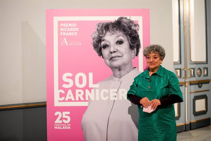 La productora de cine Sol Carnicero recibe el Premio Ricardo Franco-Academia de Cine que entrega el Festival de Málaga