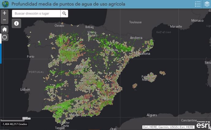Captura de pantalla del visor lanzado por Esri que analiza la profundidad de los puntos de acceso de agua para el uso agrícola en cultivos de regadío.