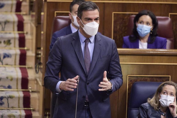 El presidente del Gobierno, Pedro Sánchez, interviene en una sesión plenaria, en el Congreso de los Diputados, a 16 de marzo de 2022, en Madrid (España). 