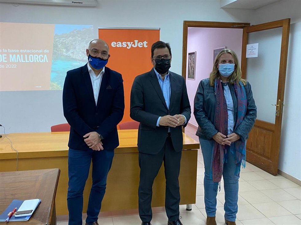 El director general de easyJet en el sur de Europa, Javier Gándara, presenta los planes para la temporada de verano y la reapertura de la base estacional de la compañía en Palma.