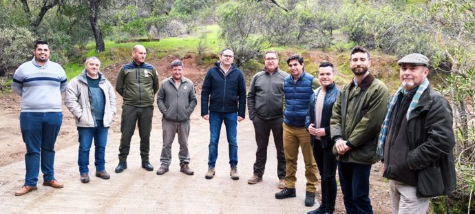 Giuseppe Aloisio (centro), en el Parque Natural Sierra de Hornachuelos.