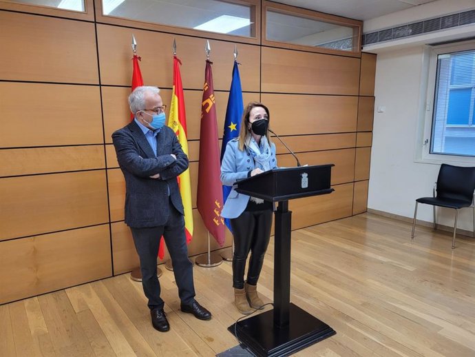 PP de Murcia exige el arreglo y mejora "inmediata" de los colegios y pabellones municipales afectados por goteras