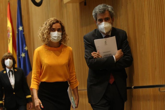 Archivo - La presidenta del Congreso, Meritxell Batet, y el presidente del CGPJ, Carlos Lesmes
