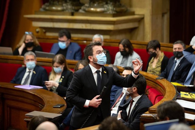 El president de la Generalitat, Pere Aragonès, en la sessió plenària del ple del Parlament