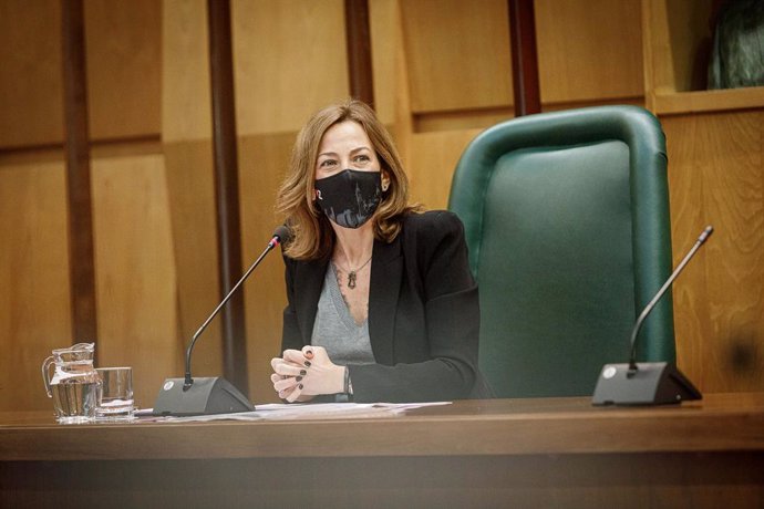 La consejera municipal de Servicios Públicos y Movilidad del Ayuntamiento de Zaragoza, Natalia Chueca