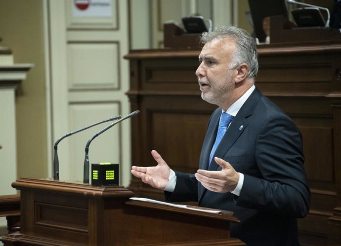 El presidente del Gobierno de Canarias, Ángel Víctor Torres, en el 'Debate sobre el Estado de la Nacionalidad'