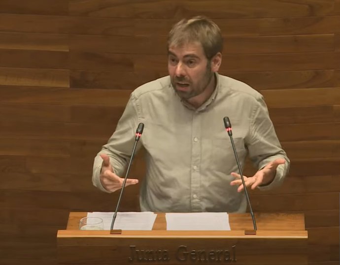 El diputado de Podemos Asturies en la Junta General, Daniel Ripa