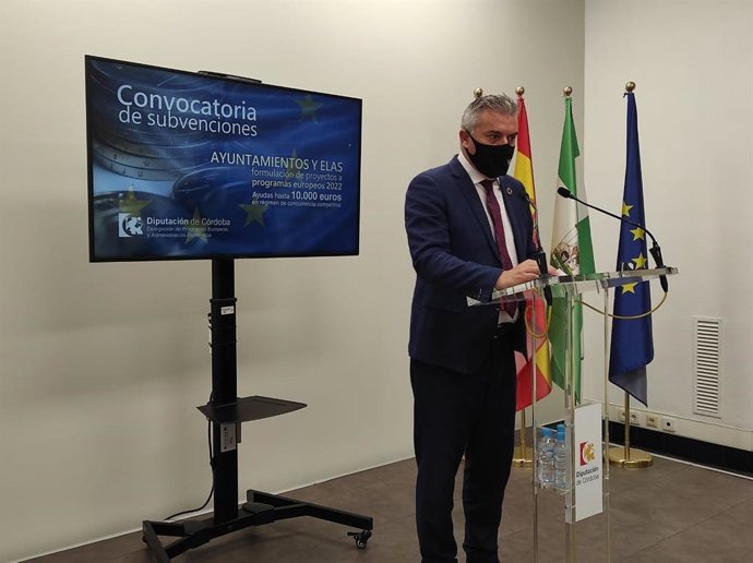 El delegado de Programas Europeos y Administración Electrónica de la Diputación, Víctor Montoro.