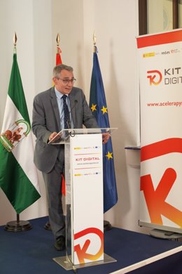 Presentación en Málaga de Kit Digital, programa de ayudas para digitalización de pymes y autónomos