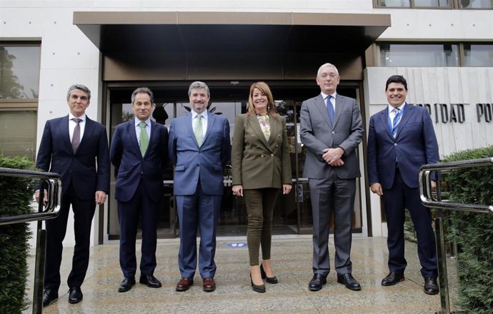 El Puerto de Huelva colabora con el proyecto del Clúster de Hidrógeno Verde Puerta de Europa.