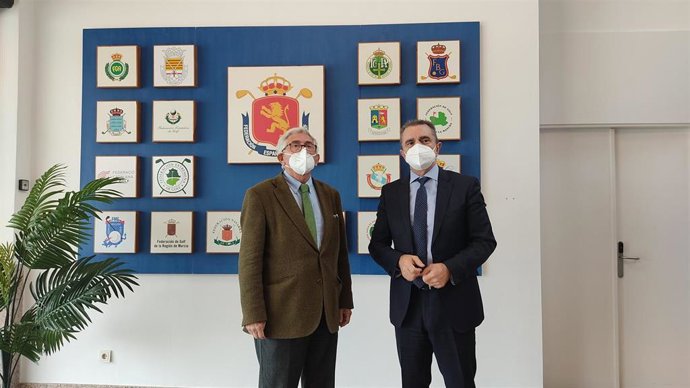 El presidente del CSD, José Manuel Franco, y el presidente de la RFEG, Gonzaga Escauriaza.