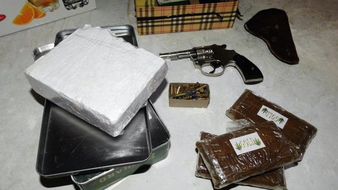 Operación antidroga de Ertzaintza y Guardia Civil en Bilbao y Valladolid