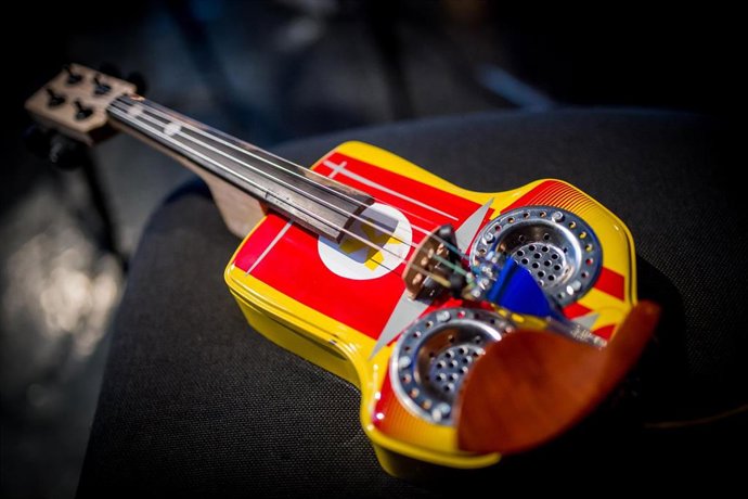 Archivo - La orquesta La Música del Reciclaje de Ecoembes y Fundación Telefónica celebrarán el 27 de marzo un concierto solidario en favor de Ucrania.