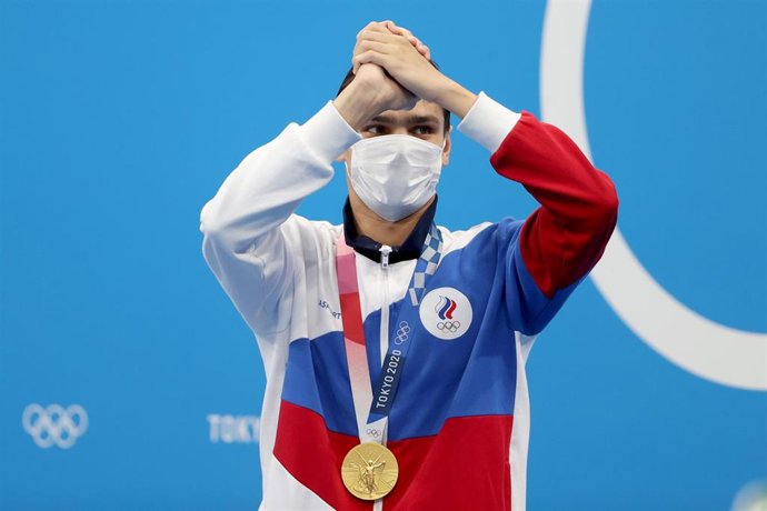 Archivo - El nadador ruso Evgney Rylov tras ganar uno de sus oros en los Juegos Olímpicos de Tokio