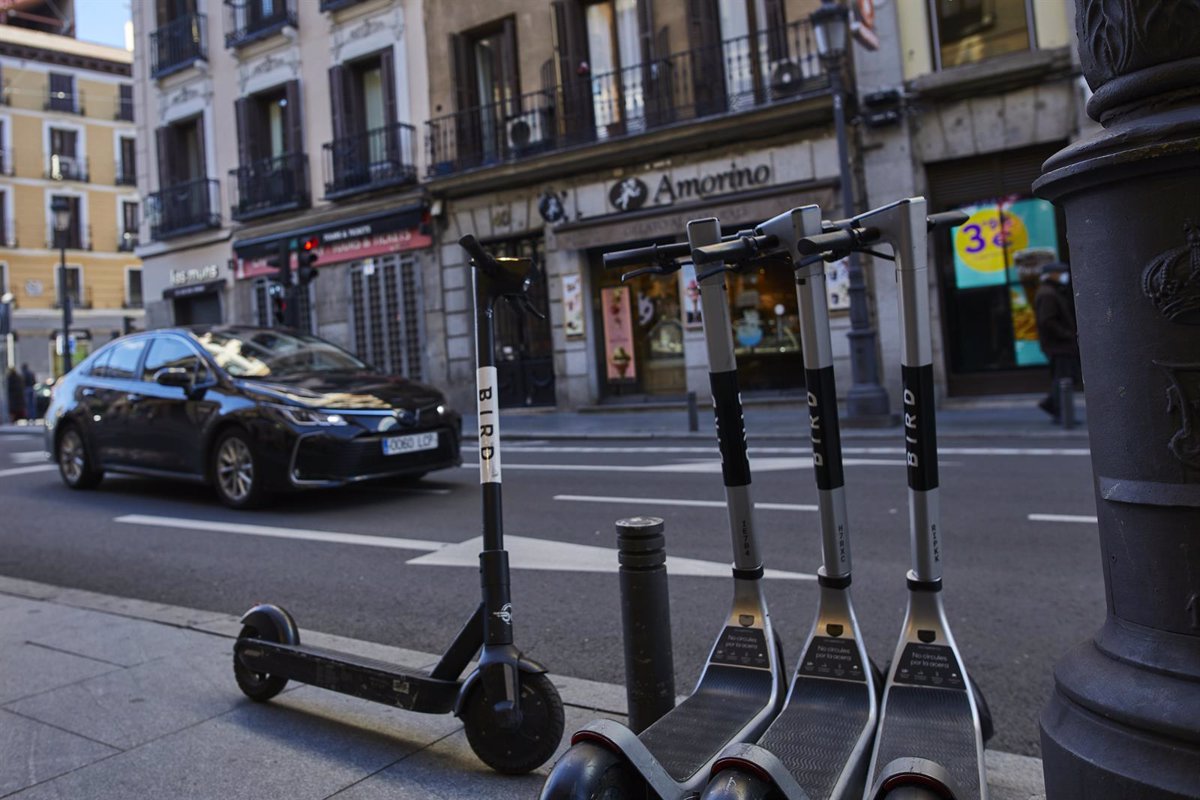 Los patinetes eléctricos que se apagan al pisar la acera ya son realidad en  España