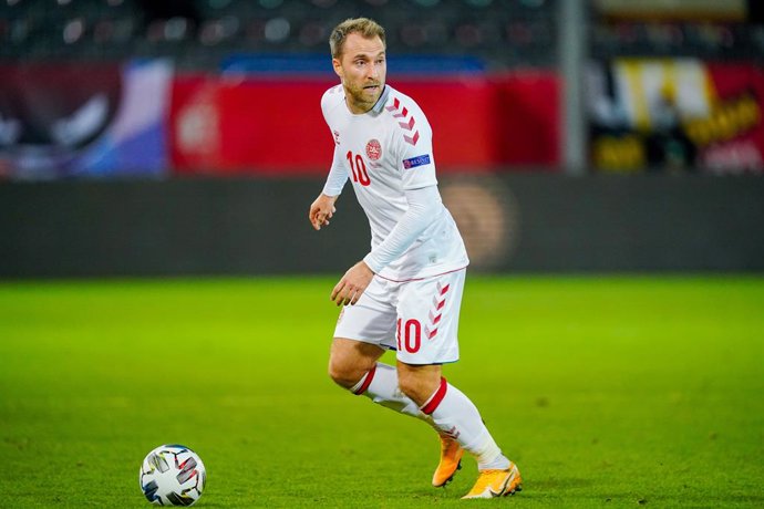 Archivo - Christian Eriksen of Denmark during the UEFA Nations League football match between Belgium and Denmark on november 18, 2020 at King Power Stadium in Leuven, Belgium - Photo Jeroen Meuwsen / Orange Pictures / DPPI