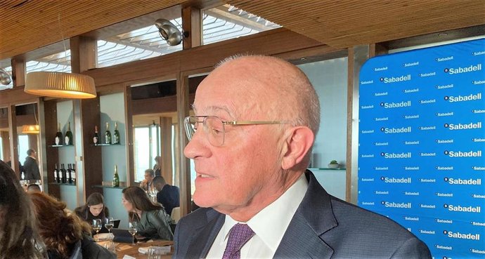 El presidente de Banco Sabadell, Josep Oliu, este miércoles en Alicante