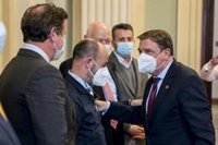 El sector pesquero desconvoca el paro de la flota tras la reunión con Planas