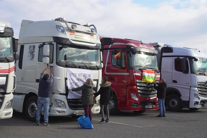 Transportistas riojanos esperan "poca cosa" de la reunión hoy con el Gobierno y están dispuestos "a seguir parados"