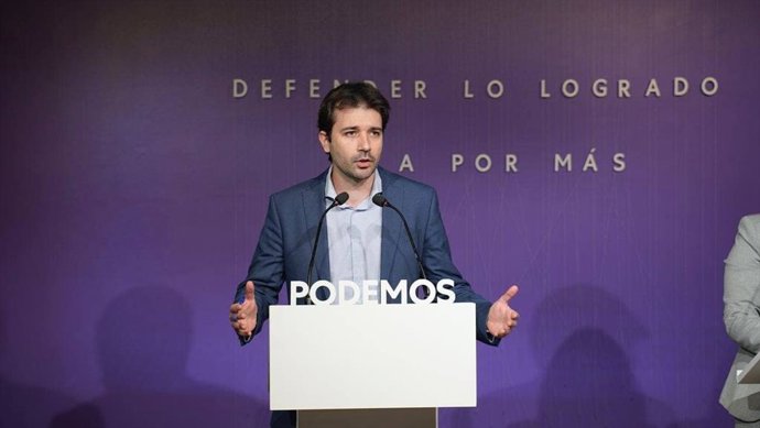 Sánchez Serna (Podemos) afirma que Núnez Feijóo visita Murcia para "bendecir los pactos con la ultraderecha"