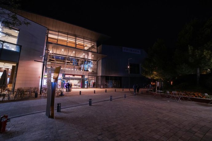 Archivo - Puerto Venecia se une a la Hora del Planeta para seguir siendo referente en materia de medio ambiente.