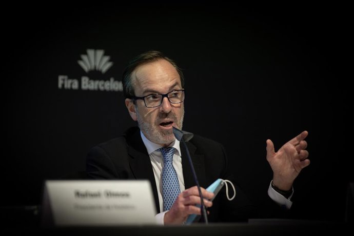 El director general de la Federació Espanyola d'Indústries d'Alimentació i Begudes (Fiab), Mauricio García de Quevedo, durant la roda de premsa