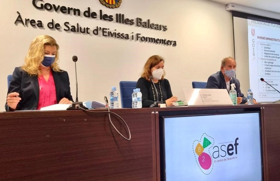 La consellera de Salud, Patricia Gómez, durante una rueda de prensa en Ibiza