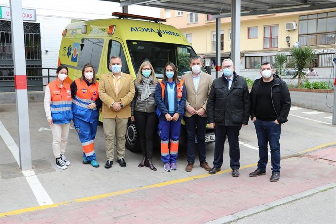 El gerente del 061 conoce las urgencias en el Área Sanitaria Serranía de Ronda