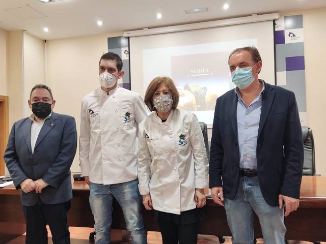 De izda a dcha, Saturnino de Gregorio, Ángel Cortés, Melania Cascante y Benito Serrano presentan la participación de Soria en Madrid Fusión.