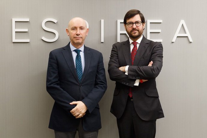 El director general de Espirea, Eugenio Sánchez-Ramade (izq), y Ricardo Fermín , director de Construcción de Espirea (dcha).