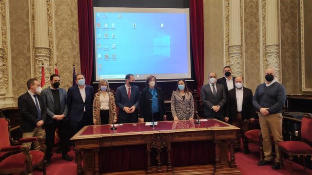 Comparecencia para dar a conocer el acuerdo que pone fin al conflicto de la calle Jardines de Palencia.