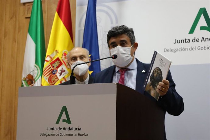 El delegado de Cultura y Patrimonio Histórico, José Manuel Correa, en la presentación del libro.