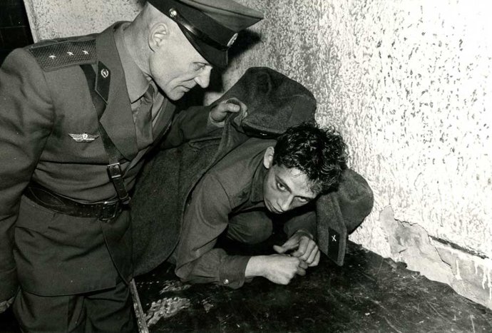 La película ucraniana 'Oxigen Starvation' se realizó en 1991 poco después de la caída del comunismo y es "abiertamente crítica" con el ejército ruso