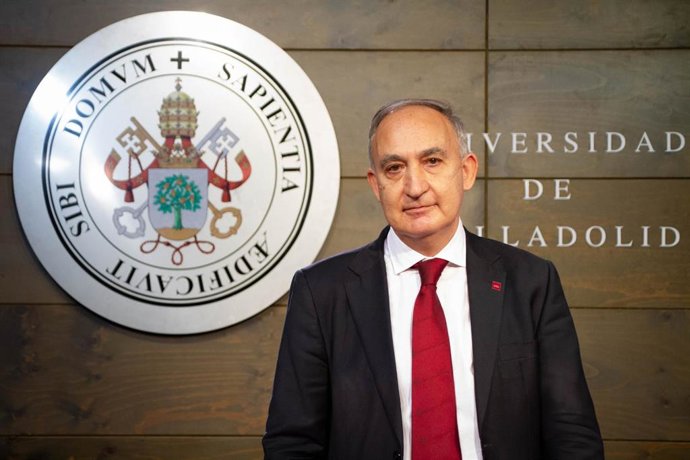 El rector de la Universidad de Valladolid, Antonio Largo.