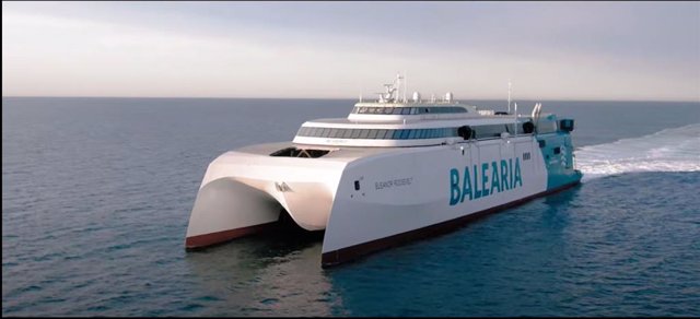 Baleària inicia la campaña de verano bajo el lema "La compañía lo es todo"