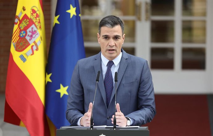 El presidente del Gobierno, Pedro Sánchez, realiza una declaración institucional sobre la situación en Ucrania desde el Palacio de La Moncloa, a 24 de febrero de 2022, en Madrid (España). El presidente del Gobierno se desplaza esta tarde a Bruselas para