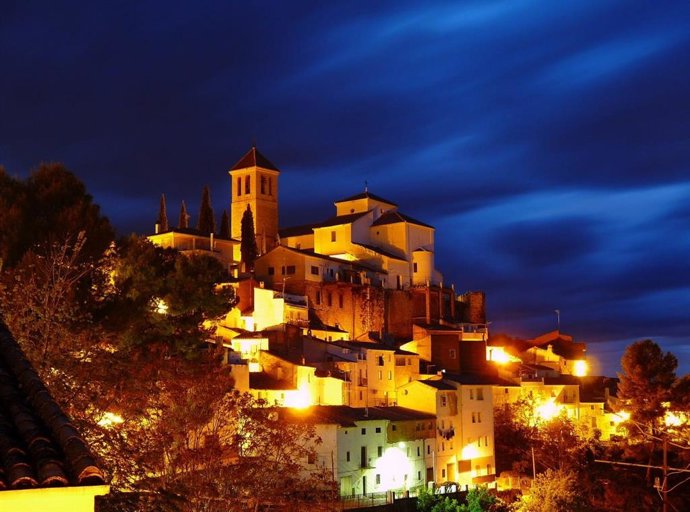 Vista nocturna de Quesada
