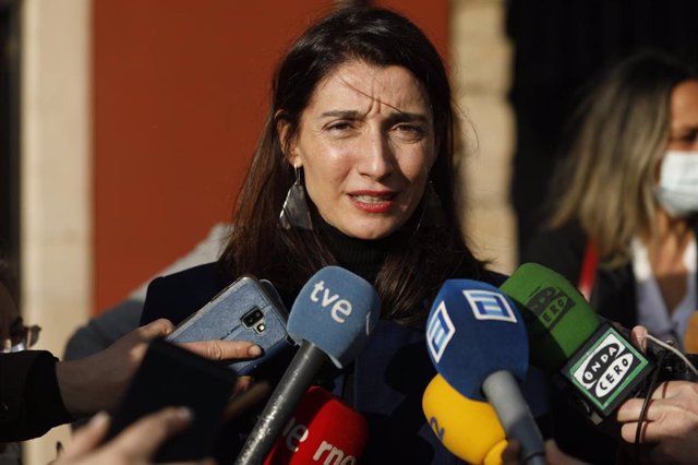 La ministra de Justicia, Pilar Llop, en declaraciones a los medios de comunicación antes de clausurar en Gijón el acto 'Transformando la Justicia: taller de experiencias'