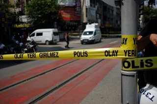 Archivo - Zona acordonada por la Policia de Turquía tras un suceso