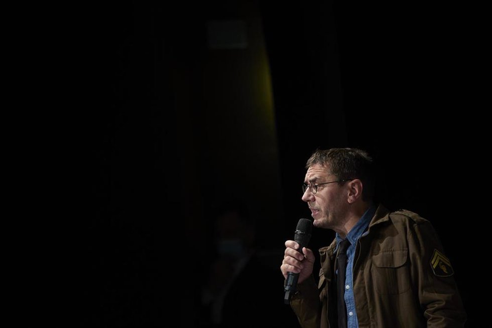 Archivo - El politólogo y cofundador de Podemos Juan Carlos Monedero en la primera jornada de la Universidad de Otoño, organizada por Podemos, en Rivas-Vaciamadrid, a 7 de octubre de 2021, en Madrid (España).