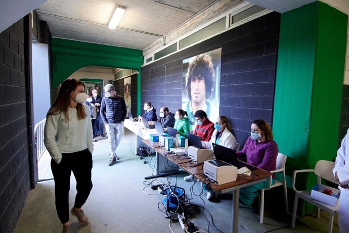 Archivo - Test de Covid en Santander