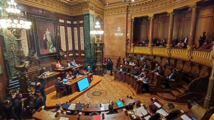 Pleno del Ayuntamiento de Barcelona.