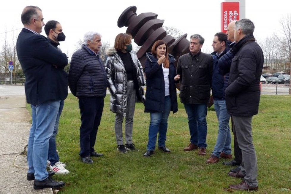 La presidenta del PP de Cantabria, María José Sáenz de Buruaga, en Reinosa