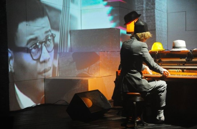 Espectáculo Thelonius, en el marco del Festival Big Bang, que regresa al Teatro Alameda.
